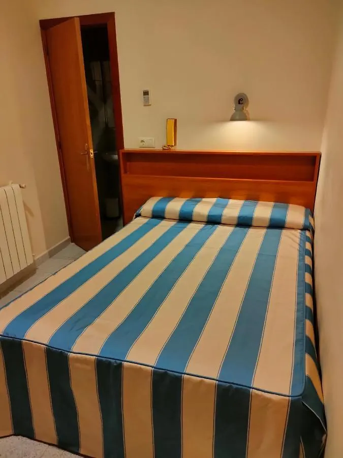 Pension Coral Barcelona Guest house