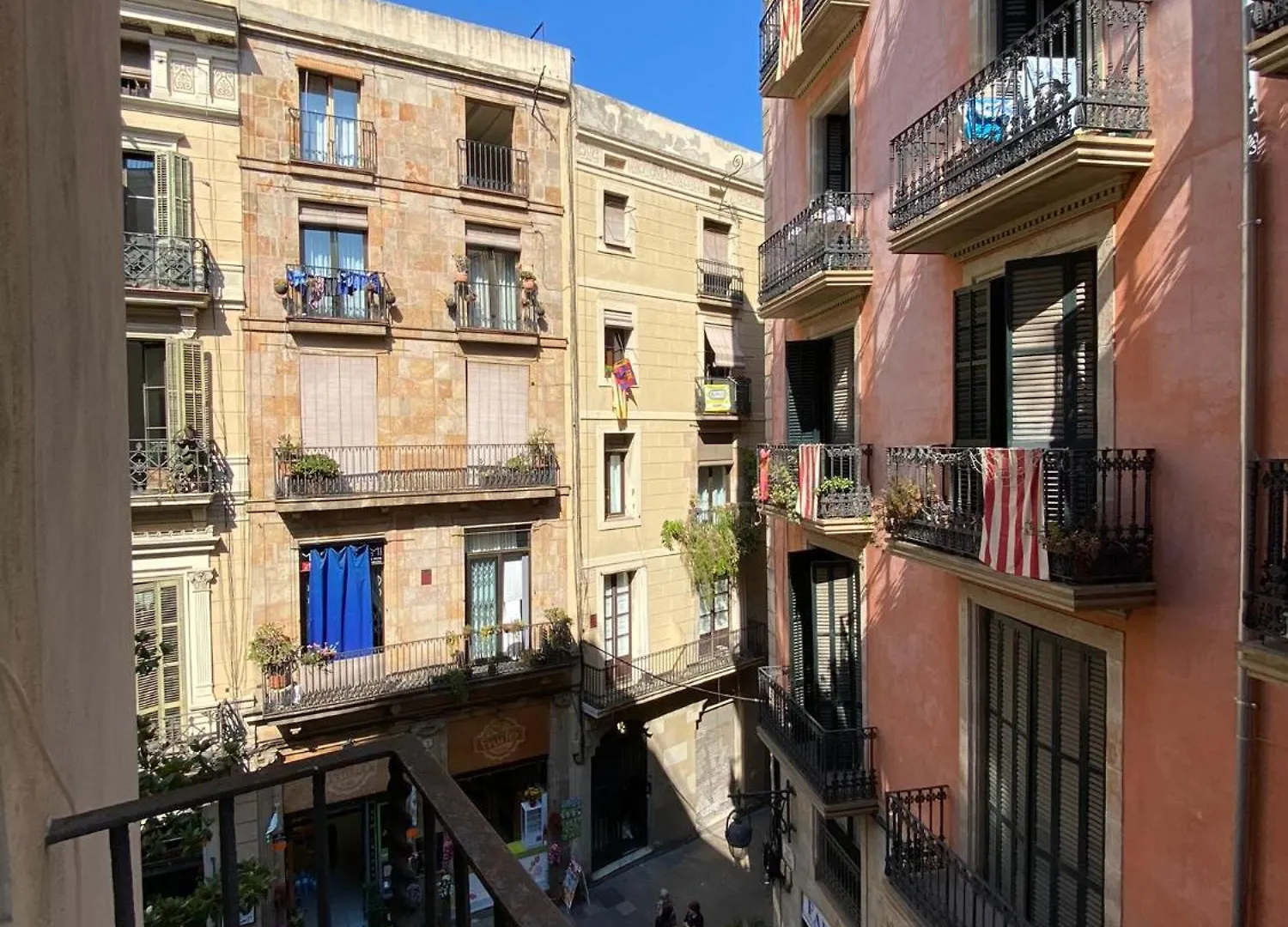 Pension Coral Barcelona 2*,